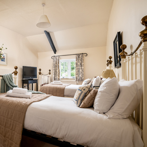 WIDGEON BEDROOM