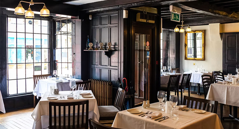 Al Molo in Dorchester